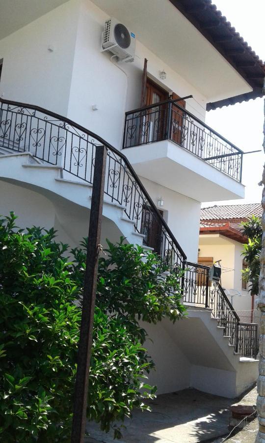 Annas Apartment 2 อาโยส นิโกลาออส ภายนอก รูปภาพ