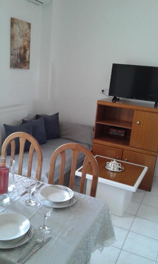 Annas Apartment 2 อาโยส นิโกลาออส ภายนอก รูปภาพ