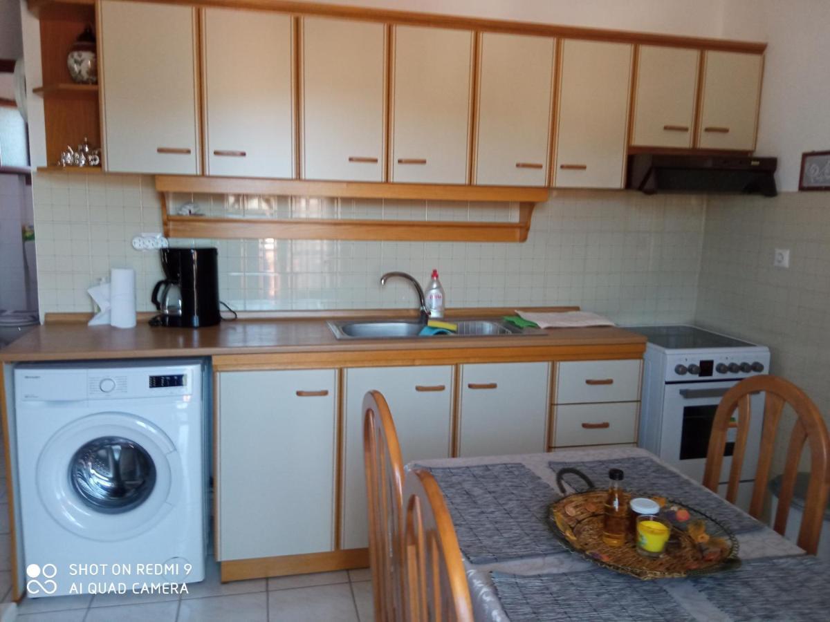 Annas Apartment 2 อาโยส นิโกลาออส ภายนอก รูปภาพ